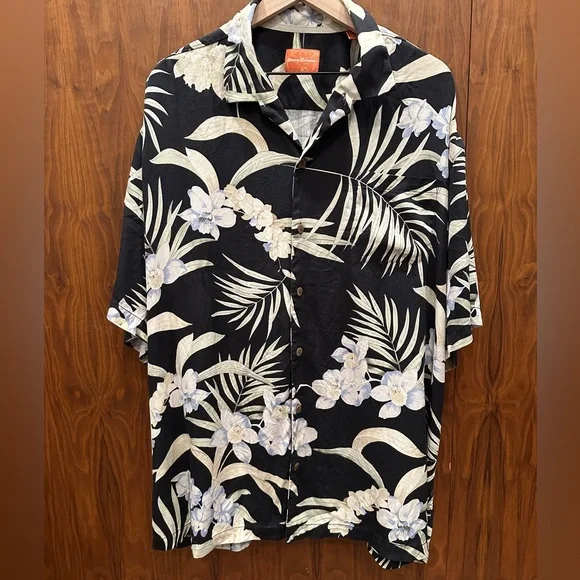 TOMMY BAHAMA Mens Hawaiian Shirt 100% Silk Short Sleeve Tropical Floral Size XXL - Picture 13 of 13